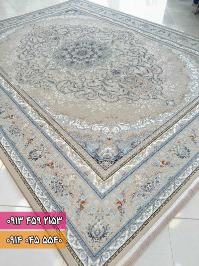 فرش طرح گلن زمینه بژ