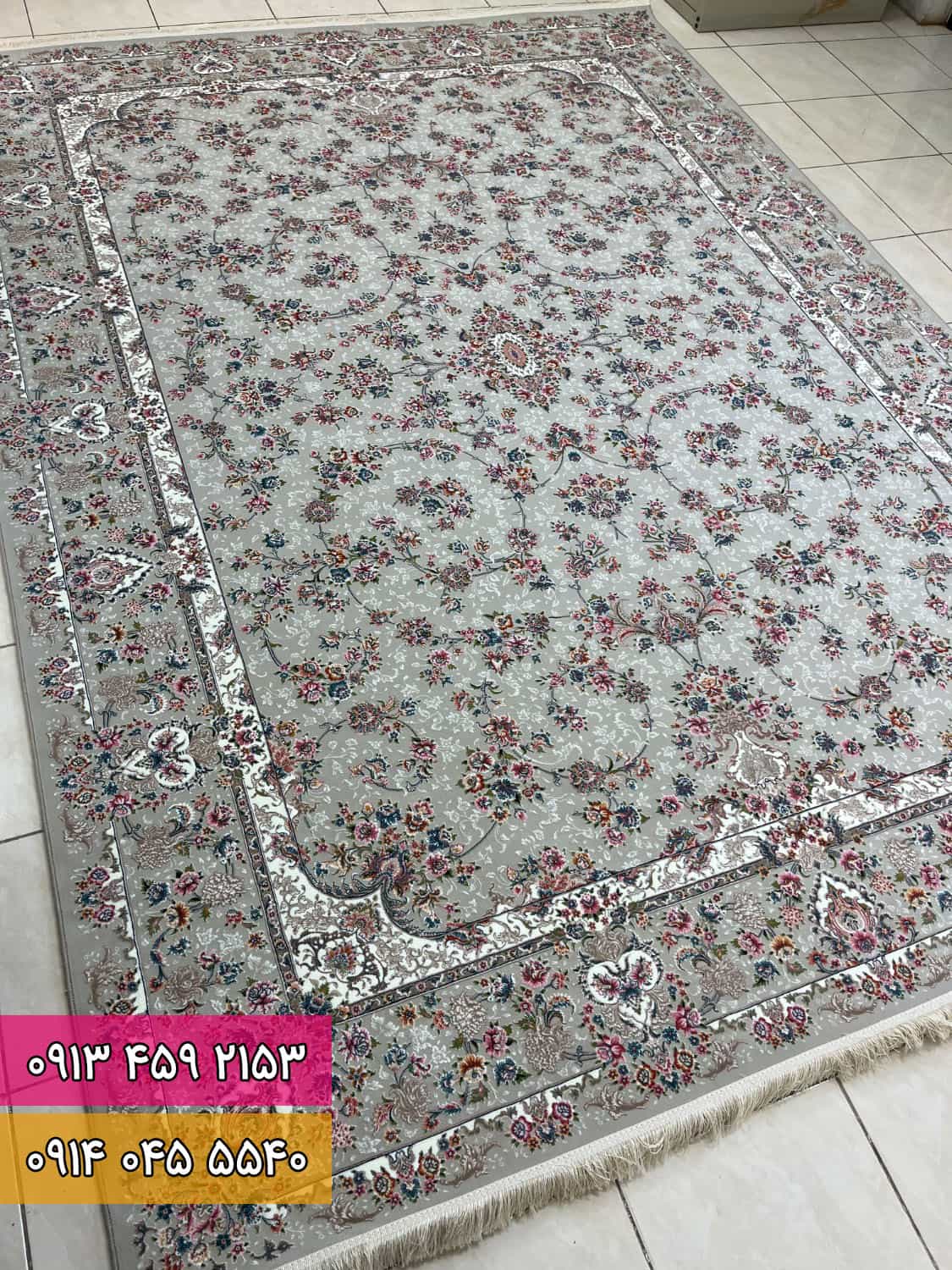 فرش طرح هاکان نقره ای